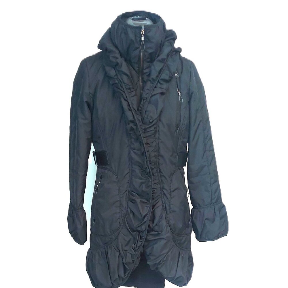 Bellevilles Black Body Enhancing Puffer Coat - Size XS/S